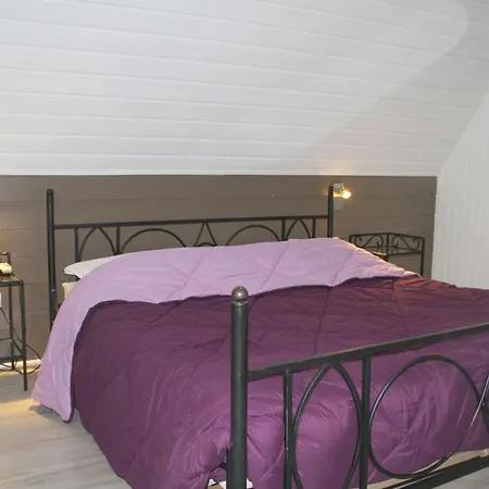 Les 2-4 Pers Remy Herold